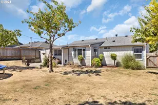 1669 Hayes St, North Bend, OR 97459 - Photo 19