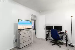 1669 Hayes St, North Bend, OR 97459 - Photo 7