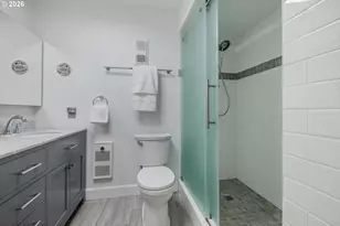 200 Oswego Summit, Lake Oswego, OR 97035 - Photo 17