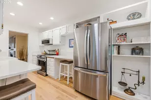 200 Oswego Summit, Lake Oswego, OR 97035 - Photo 7