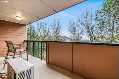 200 Oswego Summit, Lake Oswego, OR 97035 - Photo 17