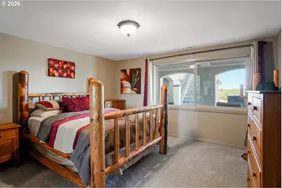 26250 Holiday Ln, Corvallis, OR 97333 - Photo 33