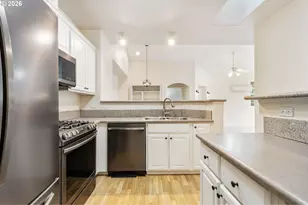 4650 Summerlinn Way, West Linn, OR 97068 - Photo 13