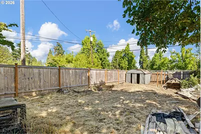 628 G St, Springfield, OR 97477 - Photo 21