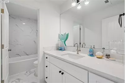 11122 SE Melania Ct, Portland, OR 97266 - Photo 17