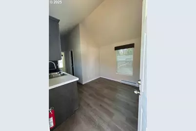 4130 State St #9, Salem, OR 97301 - Photo 5