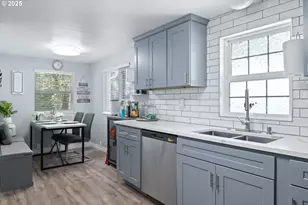 1337 Coal Creek Rd, Longview, WA 98632 - Photo 9