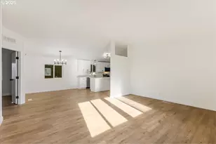 12323 SE Holgate Blvd, Portland, OR 97236 - Photo 9