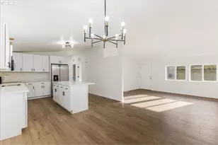 12323 SE Holgate Blvd, Portland, OR 97236 - Photo 7