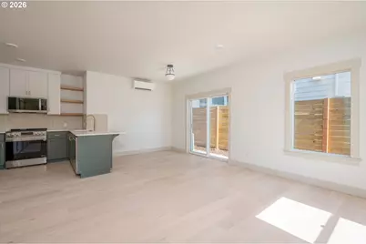 6909 NE Multnomah St #C, Portland, OR 97213 - Photo 9