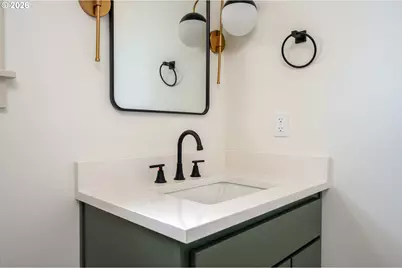 6909 NE Multnomah St #C, Portland, OR 97213 - Photo 25