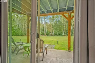 93200 Evergreen Rd, Astoria, OR 97103 - Photo 25