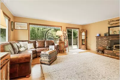 93200 Evergreen Rd, Astoria, OR 97103 - Photo 15