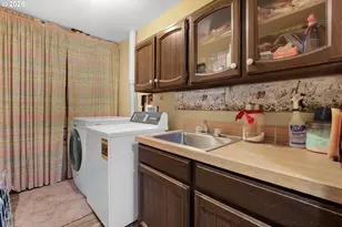 93200 Evergreen Rd, Astoria, OR 97103 - Photo 29
