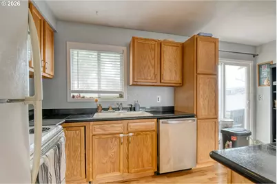 853 SW Cedar St, Pilot Rock, OR 97868 - Photo 13