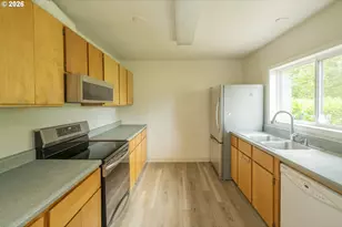 6617 SE 85th Ave, Portland, OR 97266 - Photo 7
