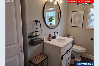 302 Jersey St, Silverton, OR 97381 - Photo 5