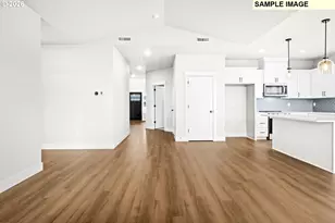 676 NE Saling Dr W, Estacada, OR 97023 - Photo 9