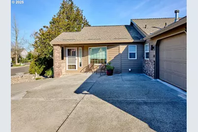 920 Hermanson St, Woodburn, OR 97071 - Photo 1