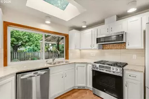 31505 SW Country View Ln, Wilsonville, OR 97070 - Photo 11