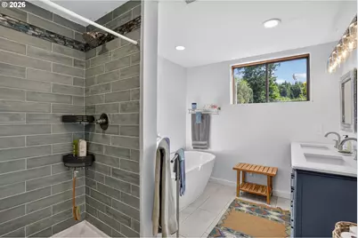 37758 Harrison Ln, Astoria, OR 97103 - Photo 21