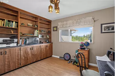 37758 Harrison Ln, Astoria, OR 97103 - Photo 17