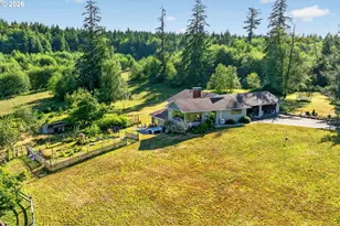37758 Harrison Ln, Astoria, OR 97103 - Photo 3