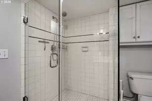 2400 SW Richardson St, Portland, OR 97239 - Photo 29