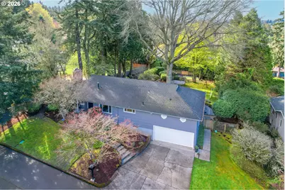 2400 SW Richardson St, Portland, OR 97239 - Photo 1