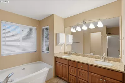 15379 NW Energia St, Portland, OR 97229 - Photo 21