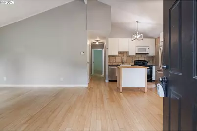 7556 SW Barnes Rd #A, Portland, OR 97225 - Photo 7