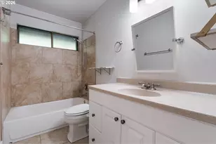 7556 SW Barnes Rd, Portland, OR 97225 - Photo 21