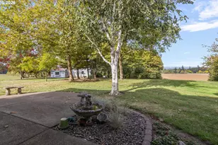 891 S Park St, Carlton, OR 97111 - Photo 7