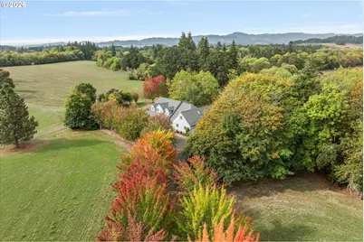 891 S Park St, Carlton, OR 97111 - Photo 1