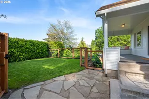 2219 City View St, Eugene, OR 97405 - Photo 3