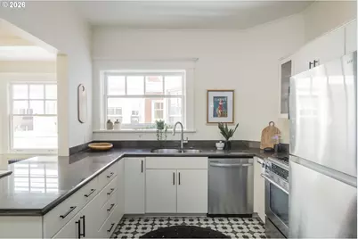 2083 NW Johnson St #54, Portland, OR 97209 - Photo 25