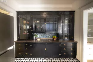 2083 NW Johnson St, Portland, OR 97209 - Photo 29