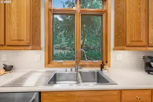 12888 SE Wellington Ct, Happy Valley, OR 97086 - Photo 9