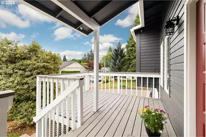 129 NE 39th Ave, Hillsboro, OR 97124 - Photo 3