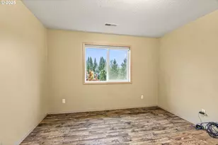 34602 NE 49th Pl, La Center, WA 98629 - Photo 17