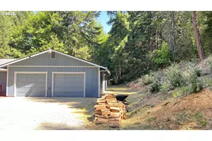 252 Hamilton Heights Ln, Glendale, OR 97442 - Photo 7