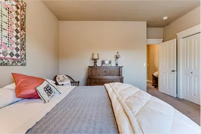 90 Daniel Dr, Eugene, OR 97404 - Photo 29