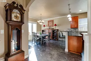 90 Daniel Dr, Eugene, OR 97404 - Photo 11