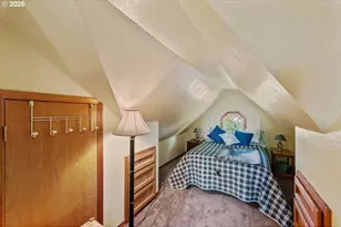 527 W Fourth St, Coquille, OR 97423 - Photo 39