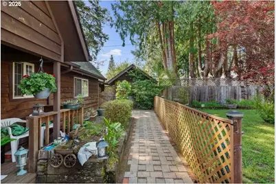 527 W 4th St, Coquille, OR 97423 - Photo 47