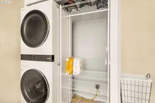 9221 N Lombard St, Portland, OR 97203 - Photo 19