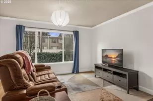 9221 N Lombard St, Portland, OR 97203 - Photo 5