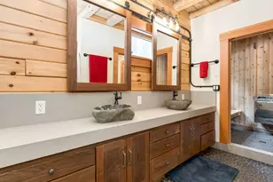 24218 Vaughn Rd, Veneta, OR 97487 - Photo 25