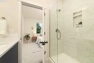 4202 SE Ellis St, Portland, OR 97206 - Photo 11