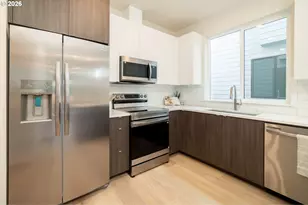 4202 SE Ellis St, Portland, OR 97206 - Photo 3